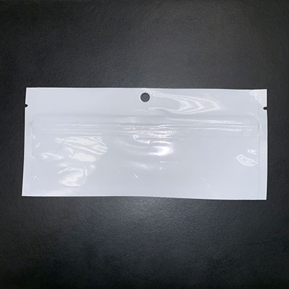 6" x 2-3/4"  - 4 Mil Clear/White Pre-Roll Zip Bag; 1,000/case